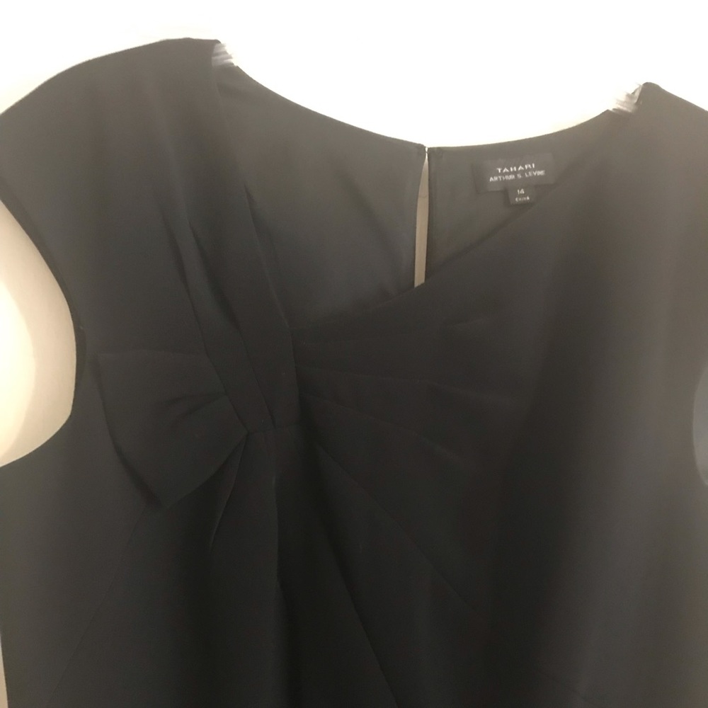 Essential little black dress - Picture 2 of 2